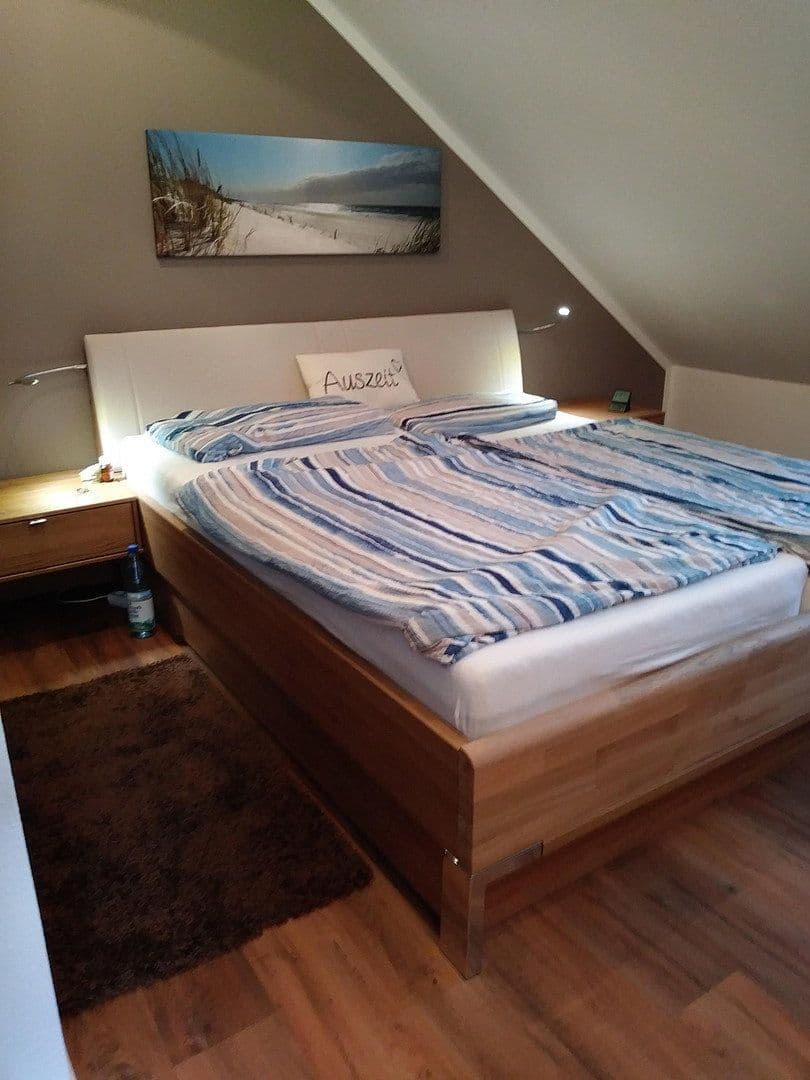 Predaj domu 125 m², pozemok 166 m², Brackenheim, Bádensko-Wurttembersko Predaj domu 125 m², pozemok 166 m², Brackenheim, Bádensko-Wurttembersko