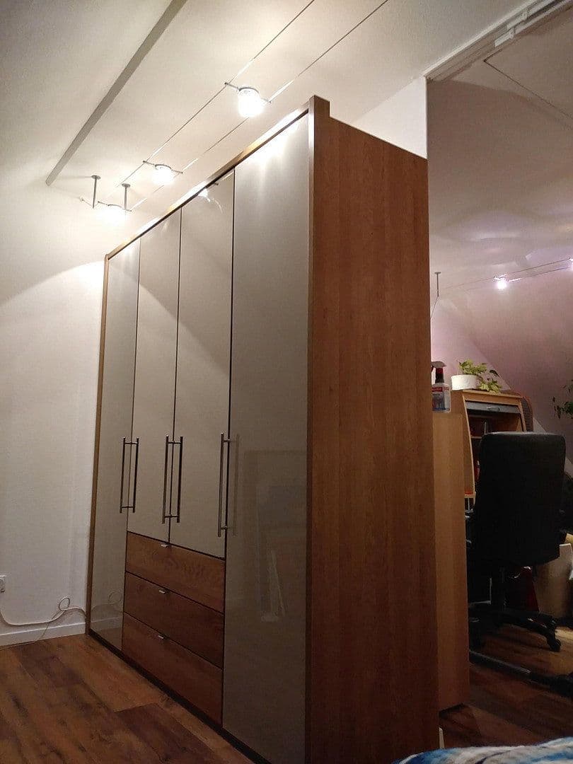 Predaj domu 125 m², pozemok 166 m², Brackenheim, Bádensko-Wurttembersko Predaj domu 125 m², pozemok 166 m², Brackenheim, Bádensko-Wurttembersko