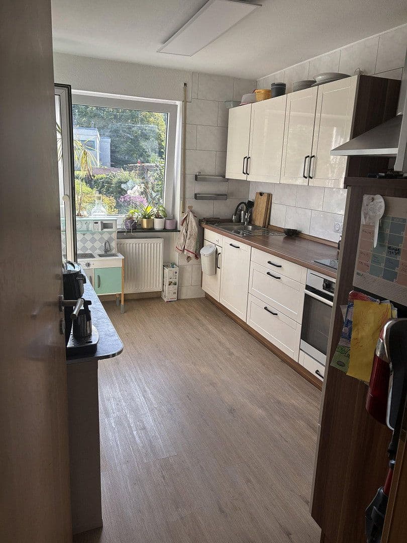 Predaj domu 91 m², pozemok 323 m², Sinsheim, Bádensko-Wurttembersko Predaj domu 91 m², pozemok 323 m², Sinsheim, Bádensko-Wurttembersko