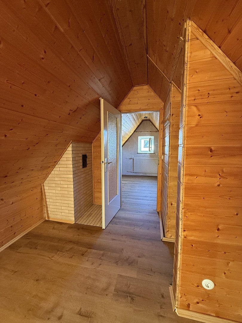 Prenájom bytu 3-izbový 84 m², Kalchreuth, Bavorsko Prenájom bytu 3-izbový 84 m², Kalchreuth, Bavorsko