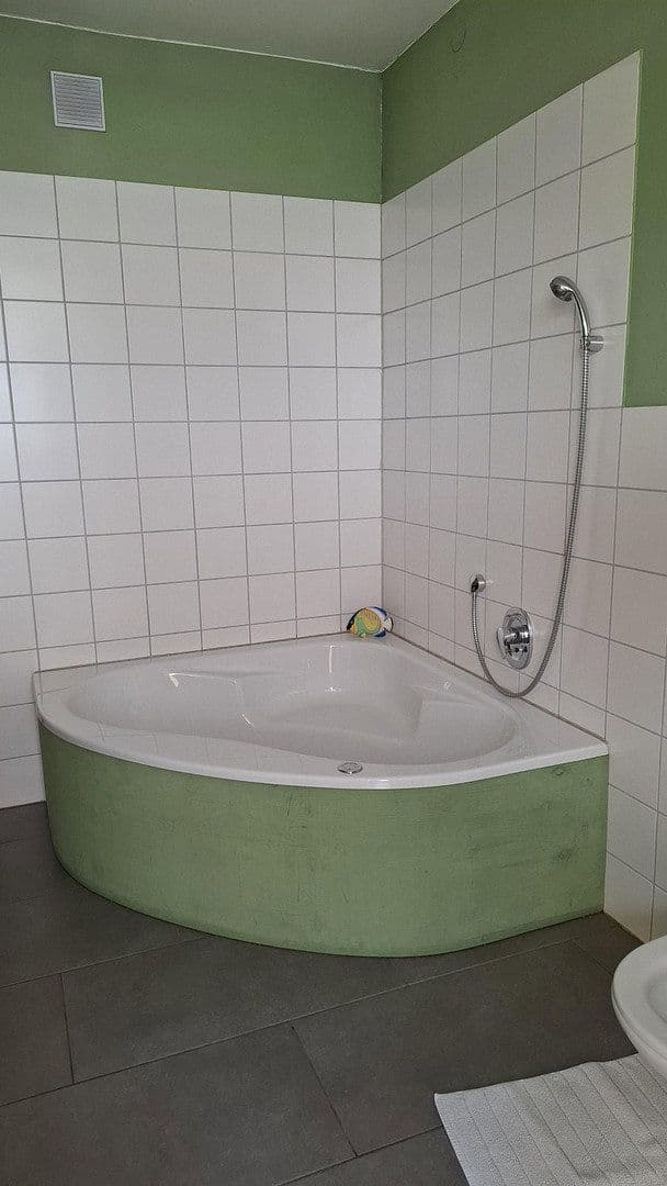 Predaj domu 456 m², pozemok 880 m², Lambsheim, Porýnie-Falcko Predaj domu 456 m², pozemok 880 m², Lambsheim, Porýnie-Falcko