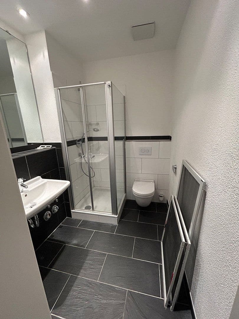 Prenájom bytu 3-izbový 100 m², Flugplatzstr. 27, Lahr/Schwarzwald, Bádensko-Wurttembersko Prenájom bytu 3-izbový 100 m², Flugplatzstr. 27, Lahr/Schwarzwald, Bádensko-Wurttembersko