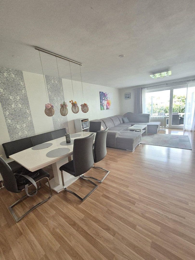 Predaj domu 125 m², pozemok 165 m², Kehl, Bádensko-Wurttembersko Predaj domu 125 m², pozemok 165 m², Kehl, Bádensko-Wurttembersko