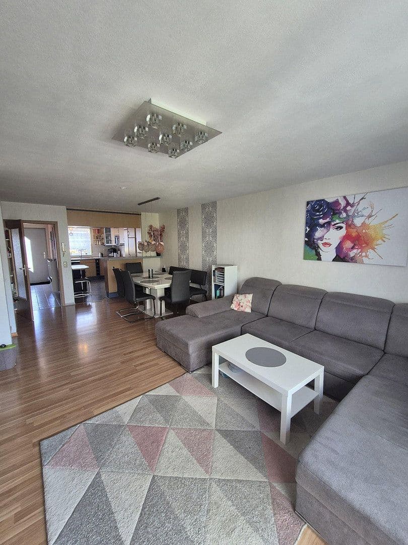 Predaj domu 125 m², pozemok 165 m², Kehl, Bádensko-Wurttembersko Predaj domu 125 m², pozemok 165 m², Kehl, Bádensko-Wurttembersko