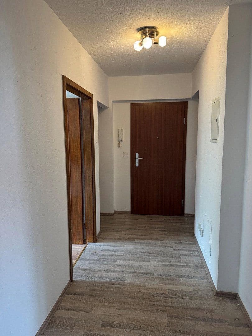 Prenájom bytu 4-izbový 110 m², Ostheim 52, Regensburg, Bavorsko Prenájom bytu 4-izbový 110 m², Ostheim 52, Regensburg, Bavorsko