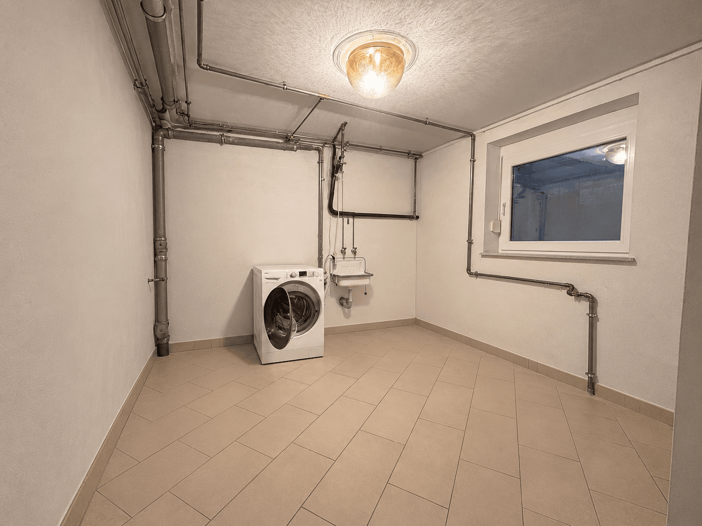 Predaj domu 152 m², pozemok 271 m², München, Bavorsko Predaj domu 152 m², pozemok 271 m², München, Bavorsko