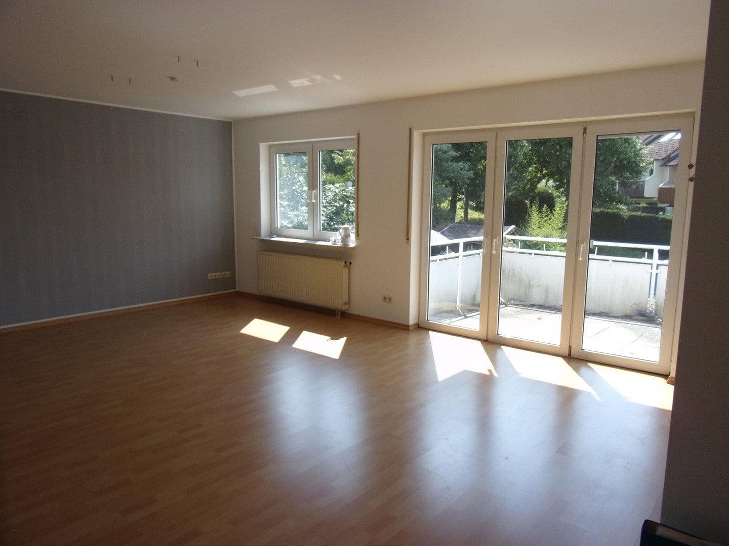 Prenájom bytu 3-izbový 92 m², Im Hohlweg 36, Sulzbach (Taunus), Hesensko Prenájom bytu 3-izbový 92 m², Im Hohlweg 36, Sulzbach (Taunus), Hesensko
