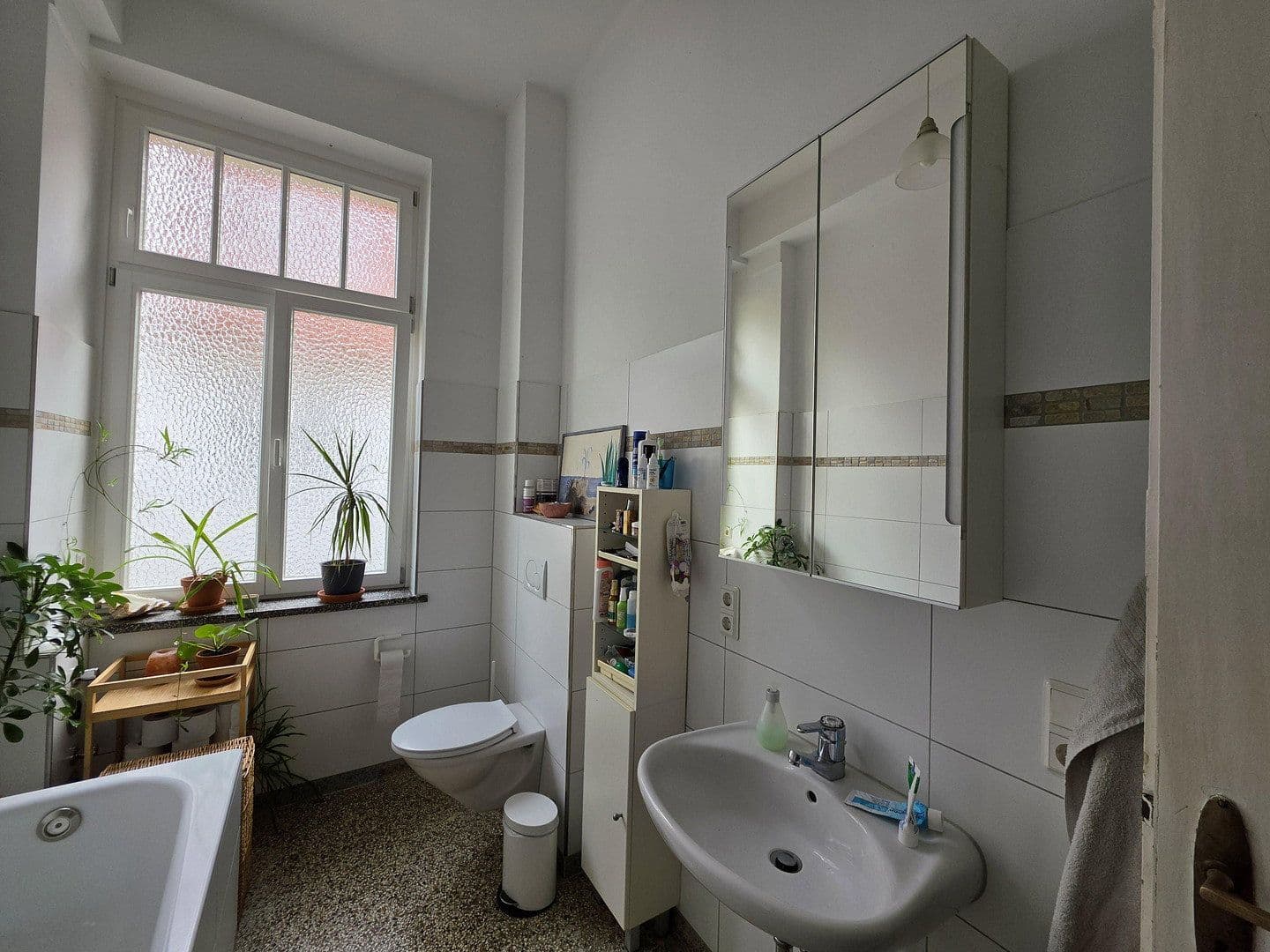 Prenájom bytu 3-izbový 109 m², Baurat-Gerber-Straße 18, Göttingen, Dolné Sasko Prenájom bytu 3-izbový 109 m², Baurat-Gerber-Straße 18, Göttingen, Dolné Sasko