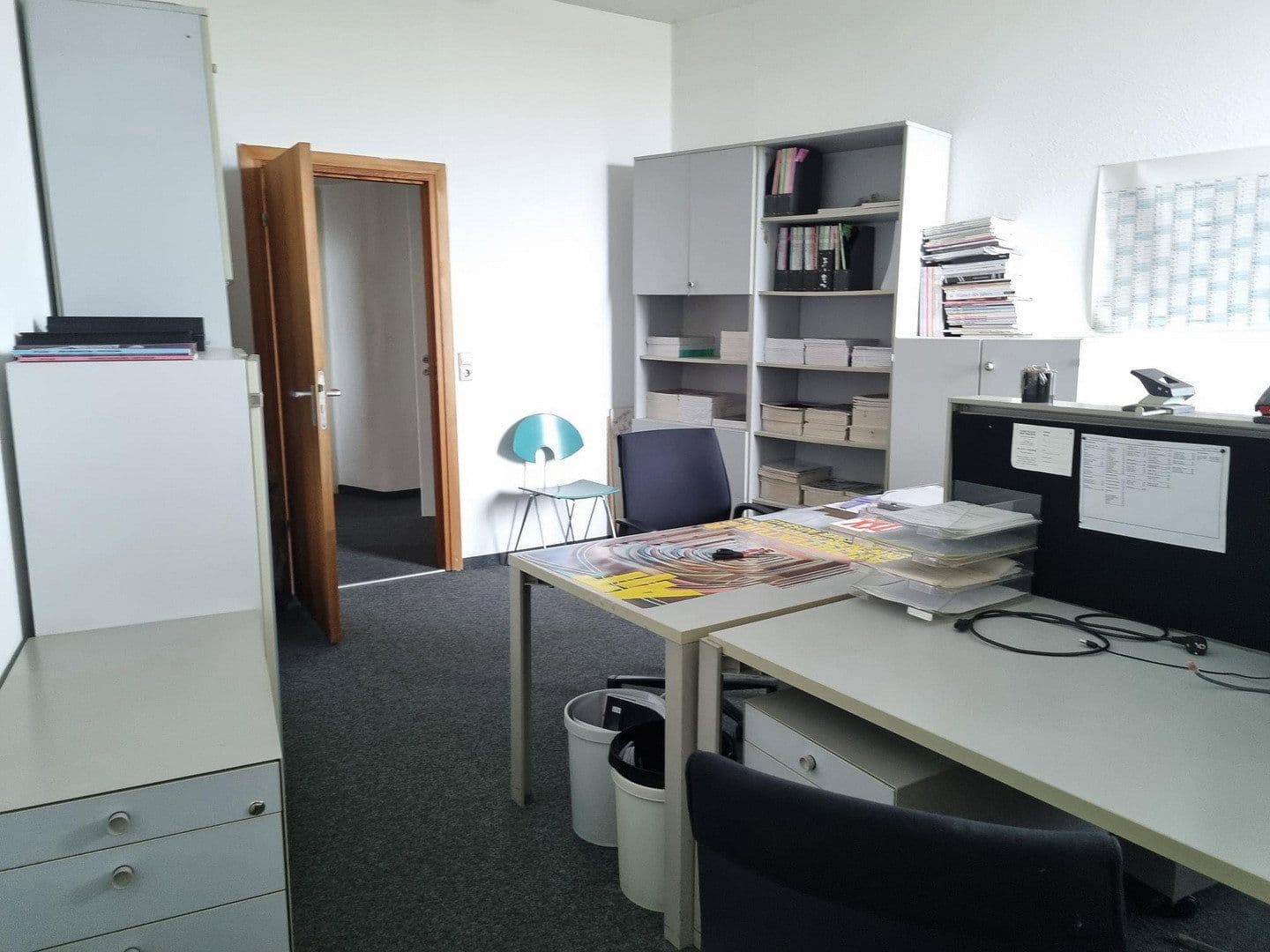 Prenájom kancelárie 35 m², Leinfelden-Echterdingen, Bádensko-Wurttembersko Prenájom kancelárie 35 m², Leinfelden-Echterdingen, Bádensko-Wurttembersko