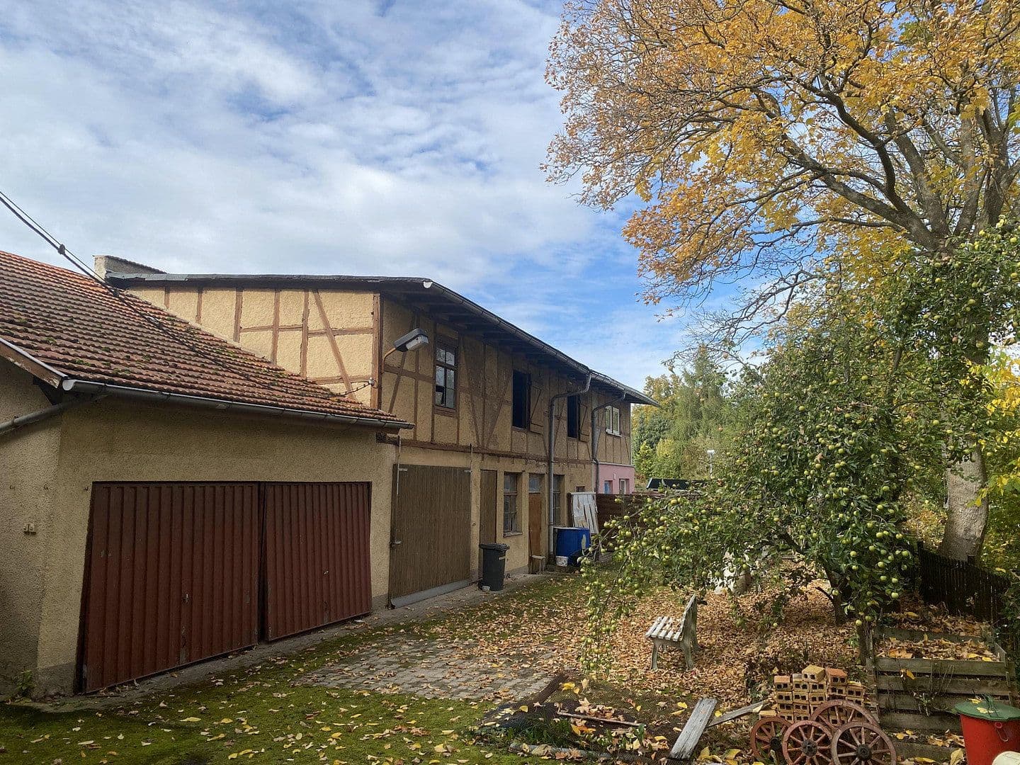 Predaj domu 166 m², pozemok 553 m², Gothaer Str. 4, Ohrdruf, Durínsko Predaj domu 166 m², pozemok 553 m², Gothaer Str. 4, Ohrdruf, Durínsko
