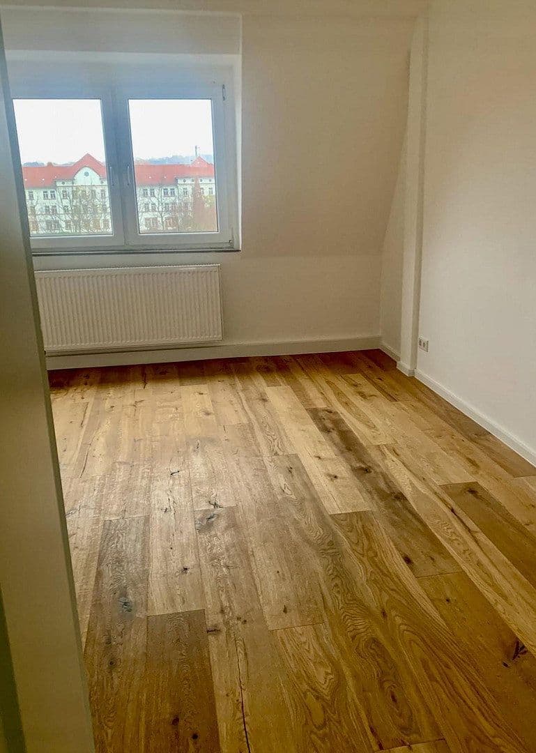 Prenájom bytu 3-izbový 107 m², Aschaffenburg, Bavorsko Prenájom bytu 3-izbový 107 m², Aschaffenburg, Bavorsko