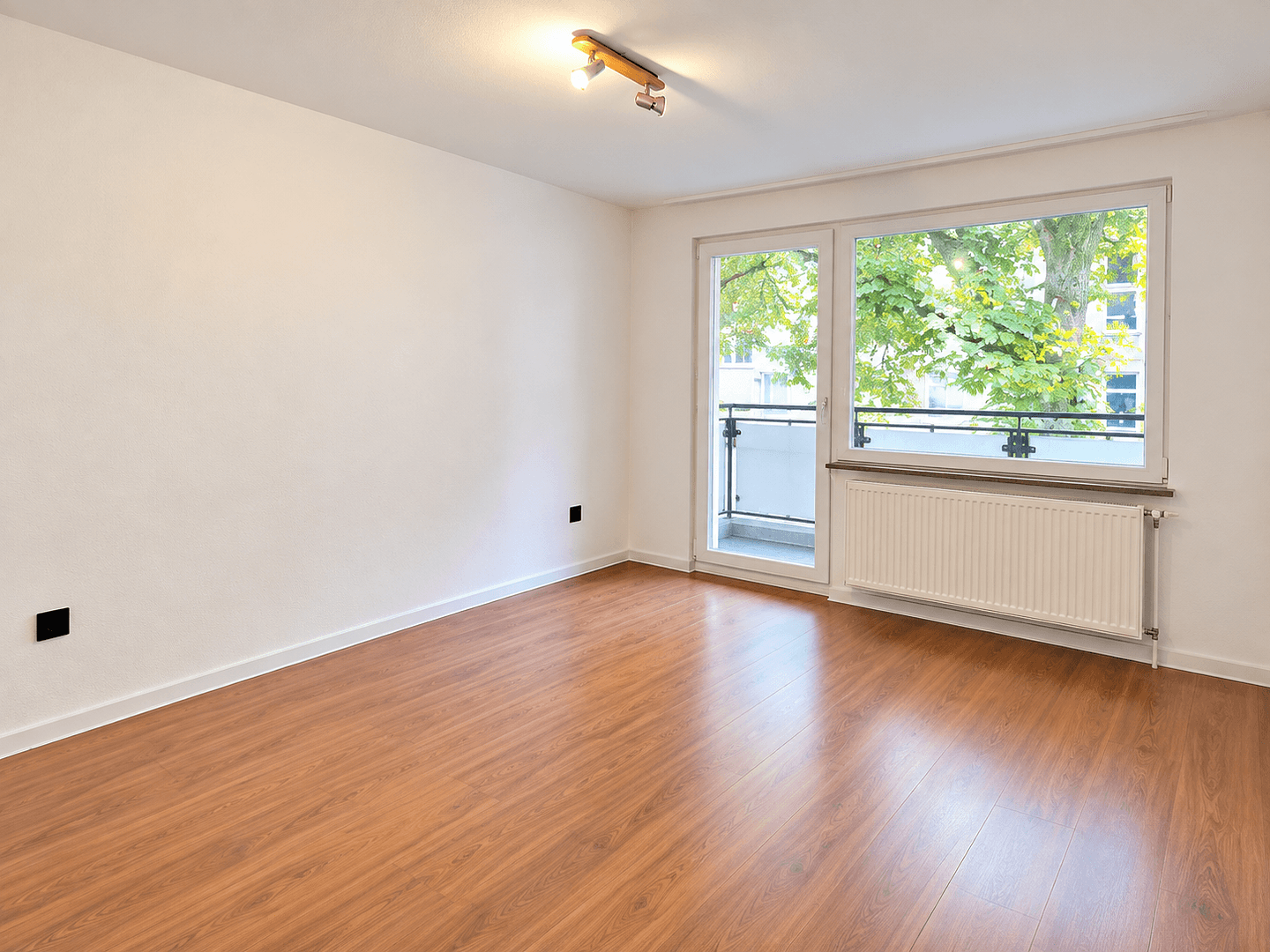 Prenájom bytu 2-izbový 55 m², Gabelsbergerstr. 5, Duisburg, Severné Porýnie - Westfálsko Prenájom bytu 2-izbový 55 m², Gabelsbergerstr. 5, Duisburg, Severné Porýnie - Westfálsko