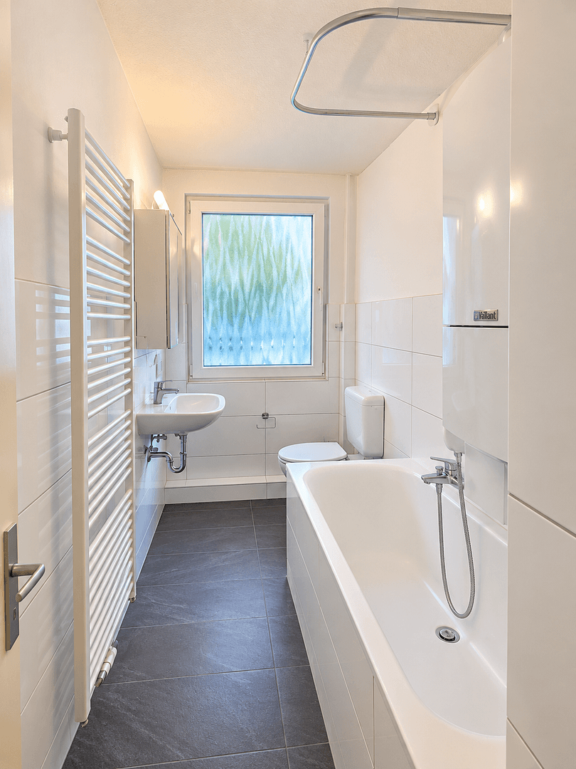 Prenájom bytu 2-izbový 55 m², Gabelsbergerstr. 5, Duisburg, Severné Porýnie - Westfálsko Prenájom bytu 2-izbový 55 m², Gabelsbergerstr. 5, Duisburg, Severné Porýnie - Westfálsko