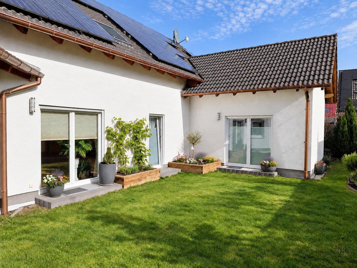 Predaj domu 226 m², pozemok 542 m², Pattensen, Dolné Sasko Predaj domu 226 m², pozemok 542 m², Pattensen, Dolné Sasko