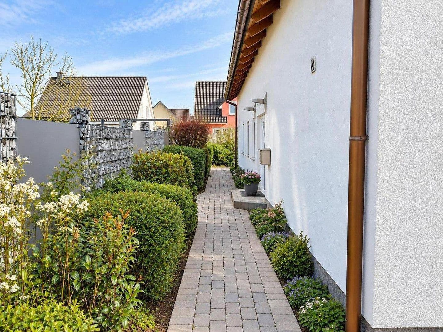 Predaj domu 226 m², pozemok 542 m², Pattensen, Dolné Sasko Predaj domu 226 m², pozemok 542 m², Pattensen, Dolné Sasko
