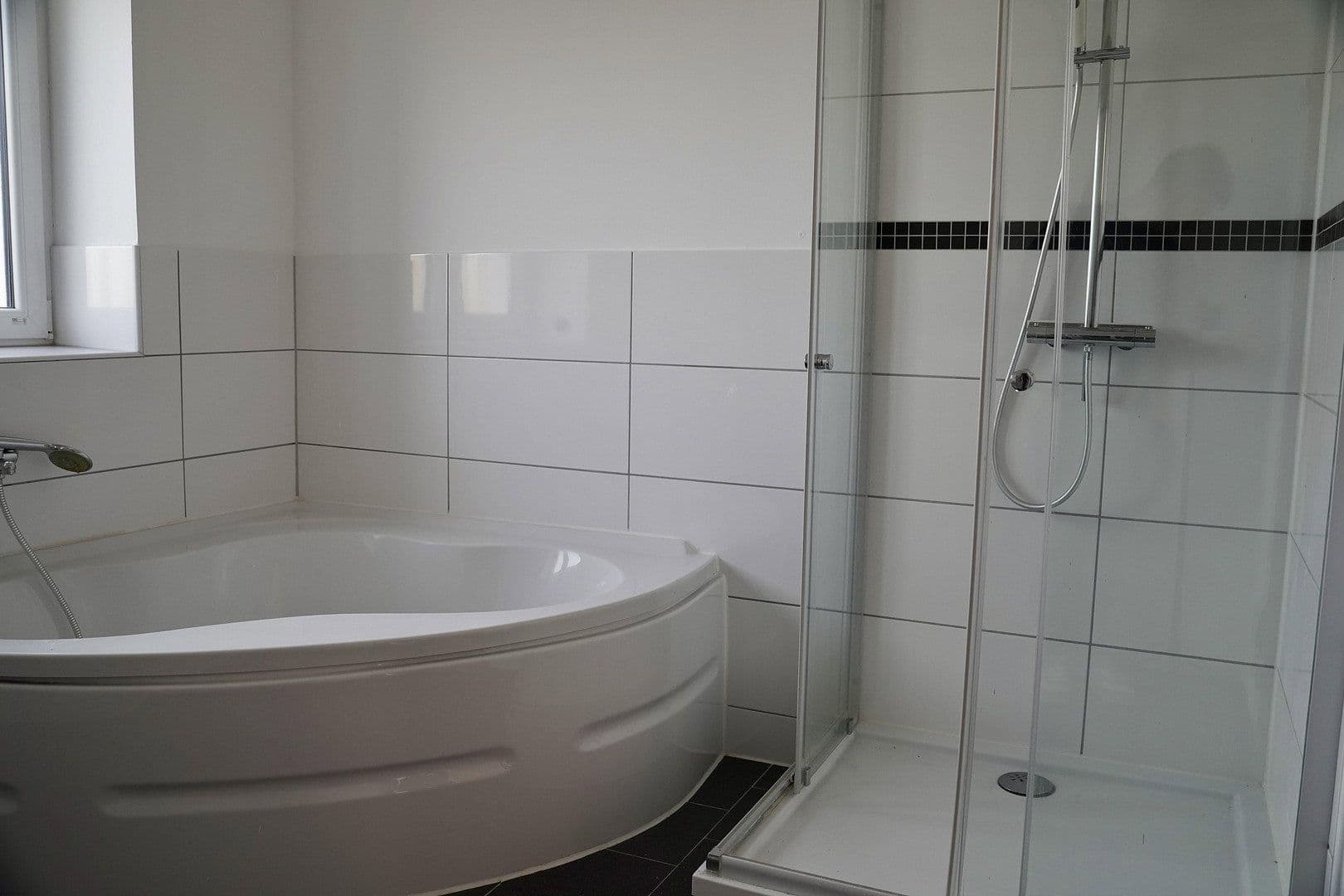 Predaj bytu 3-izbový 110 m², Homberger Str. 46, Ratingen, Severné Porýnie - Westfálsko Predaj bytu 3-izbový 110 m², Homberger Str. 46, Ratingen, Severné Porýnie - Westfálsko