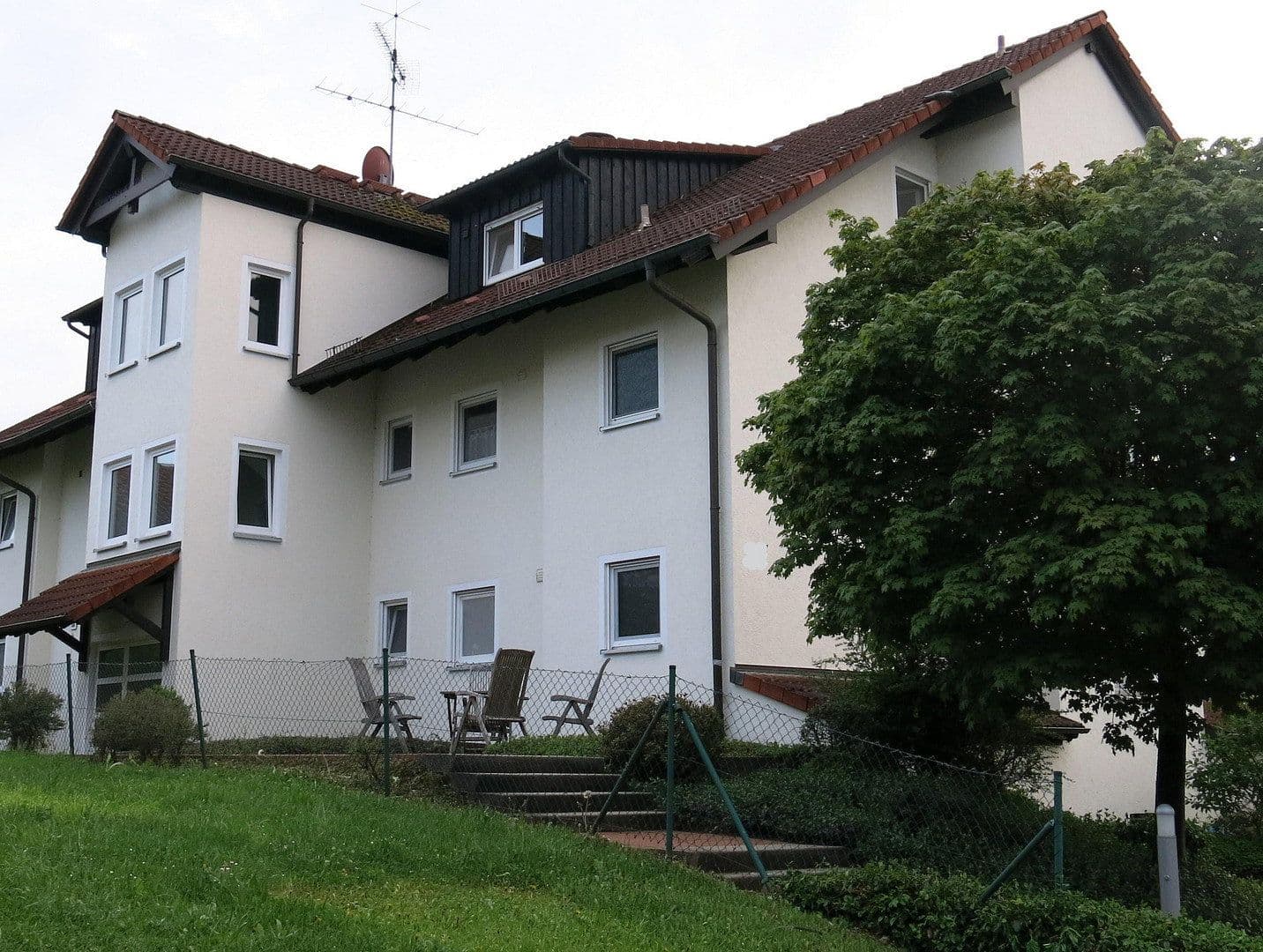 Prenájom bytu 3-izbový 90 m², Zell unter Aichelberg, Bádensko-Wurttembersko Prenájom bytu 3-izbový 90 m², Zell unter Aichelberg, Bádensko-Wurttembersko