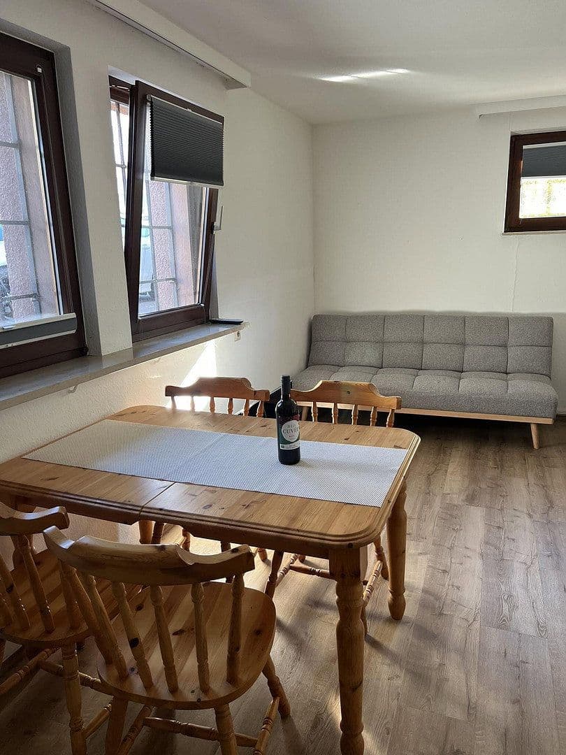 Prenájom bytu 1-izbový 52 m², Eberhardstr. 59, Geislingen an der Steige, Bádensko-Wurttembersko Prenájom bytu 1-izbový 52 m², Eberhardstr. 59, Geislingen an der Steige, Bádensko-Wurttembersko