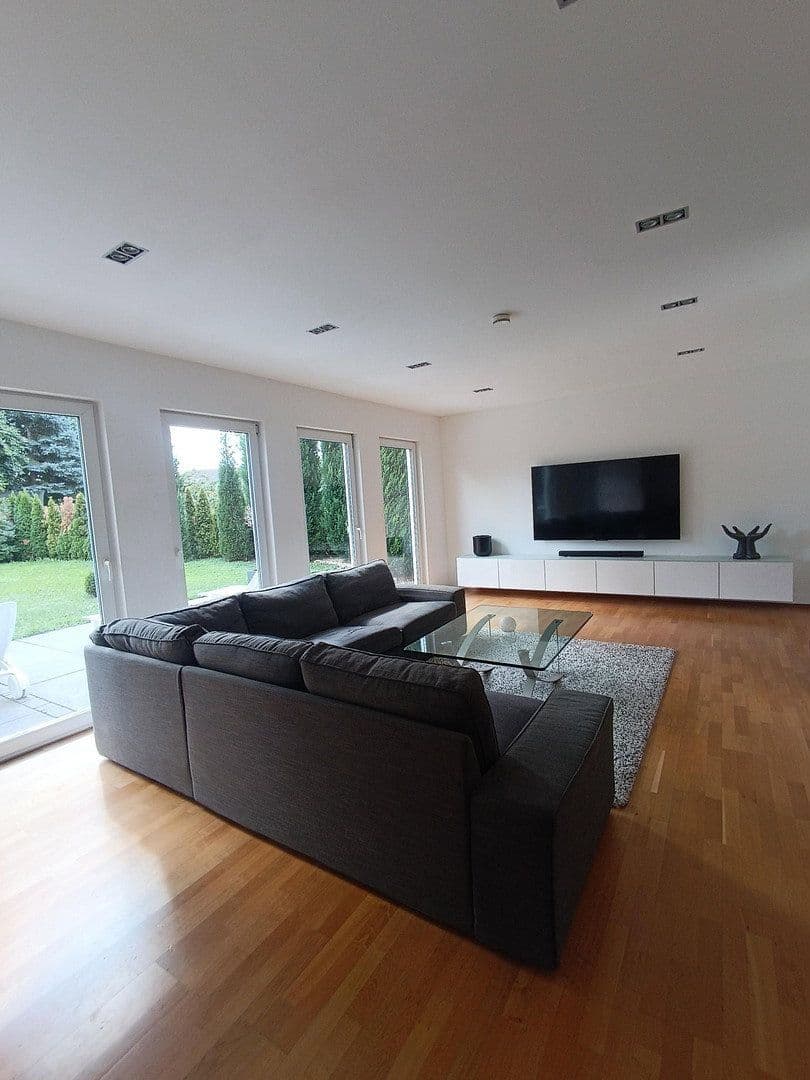 Predaj domu 146 m², pozemok 705 m², Remchingen, Bádensko-Wurttembersko Predaj domu 146 m², pozemok 705 m², Remchingen, Bádensko-Wurttembersko