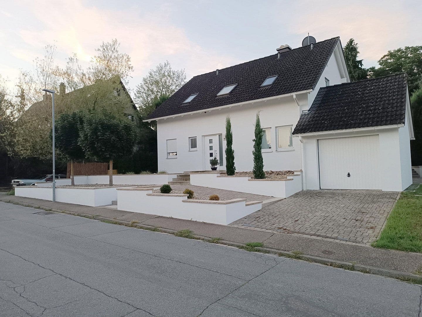 Predaj domu 146 m², pozemok 705 m², Remchingen, Bádensko-Wurttembersko Predaj domu 146 m², pozemok 705 m², Remchingen, Bádensko-Wurttembersko