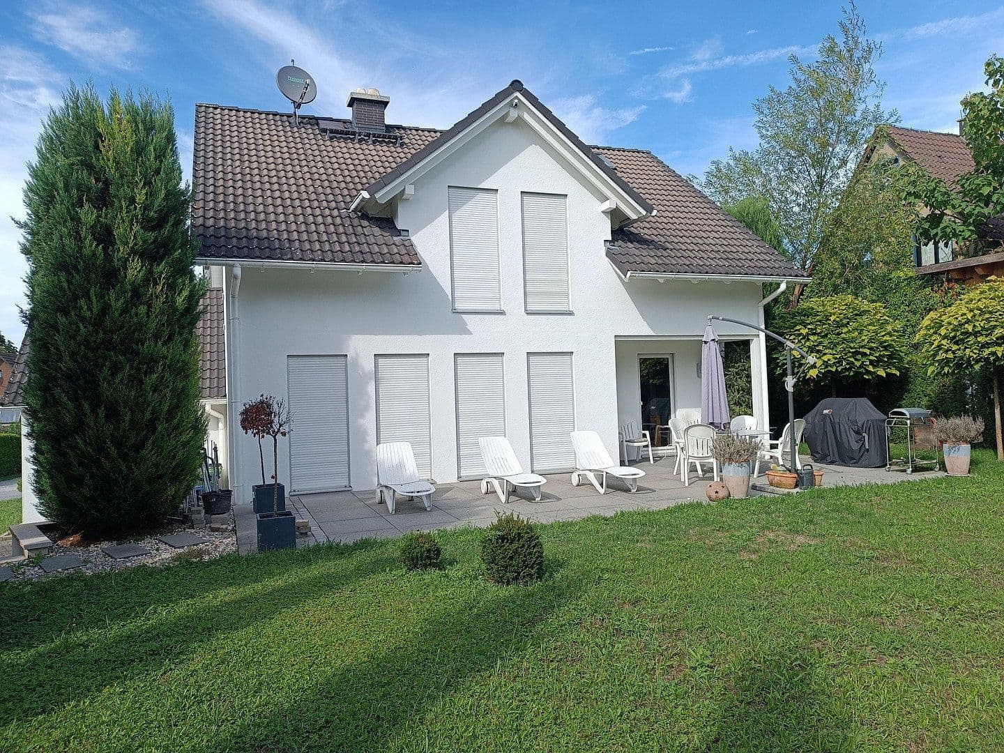 Predaj domu 146 m², pozemok 705 m², Remchingen, Bádensko-Wurttembersko Predaj domu 146 m², pozemok 705 m², Remchingen, Bádensko-Wurttembersko
