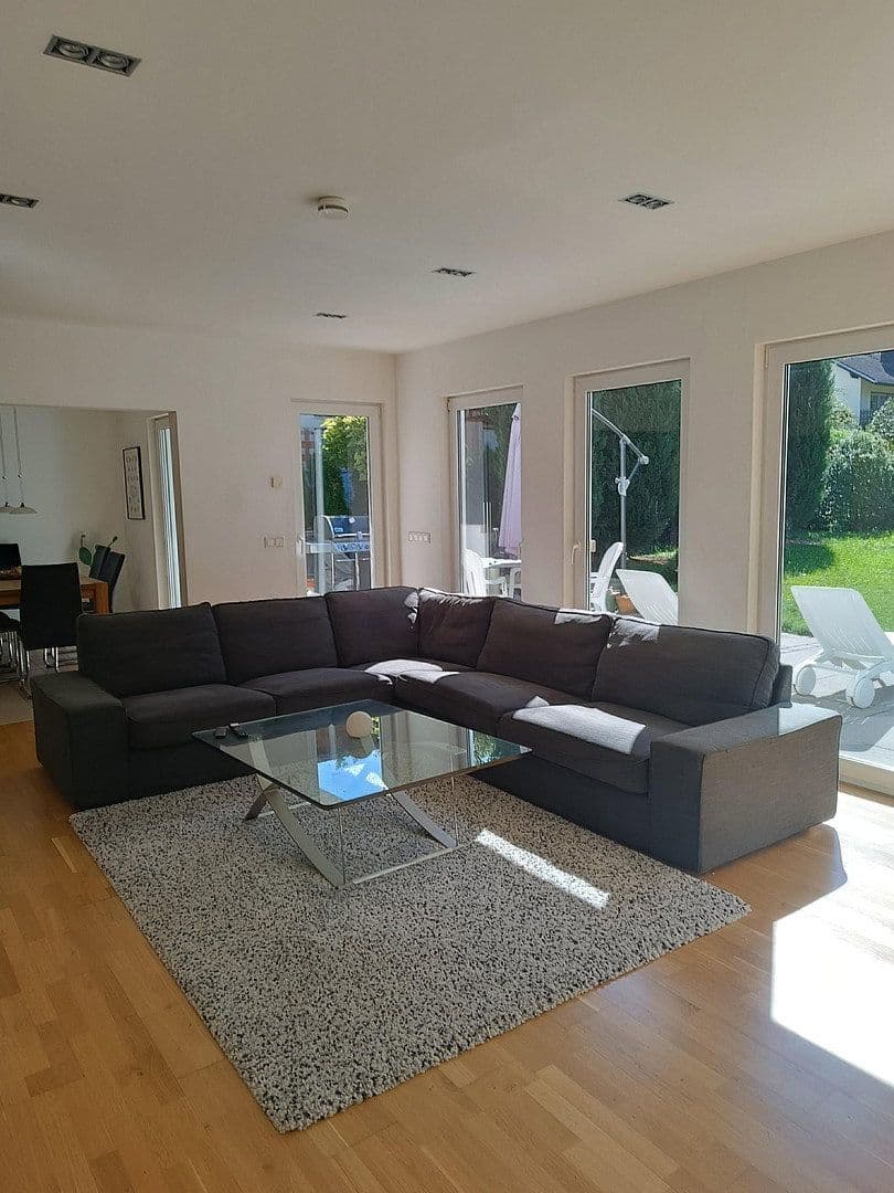 Predaj domu 146 m², pozemok 705 m², Remchingen, Bádensko-Wurttembersko Predaj domu 146 m², pozemok 705 m², Remchingen, Bádensko-Wurttembersko