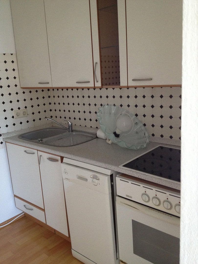 Prenájom domu 55 m², pozemok 600 m², Gera, Durínsko Prenájom domu 55 m², pozemok 600 m², Gera, Durínsko