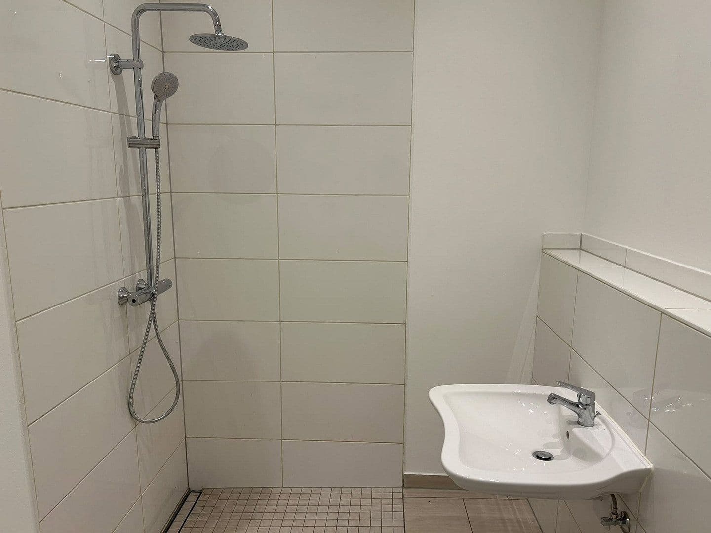 Prenájom bytu 1-izbový 62 m², Rheinstr. 51, Baden-Baden, Bádensko-Wurttembersko Prenájom bytu 1-izbový 62 m², Rheinstr. 51, Baden-Baden, Bádensko-Wurttembersko