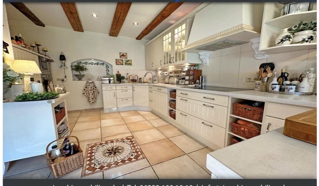 Predaj domu 240 m², pozemok 360 m², Germersheim, Porýnie-Falcko Predaj domu 240 m², pozemok 360 m², Germersheim, Porýnie-Falcko