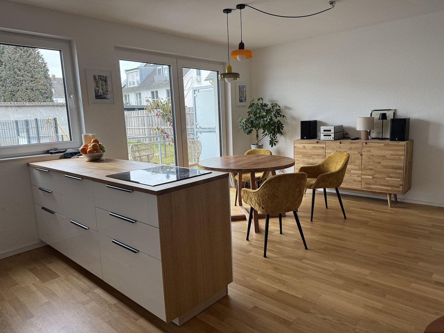 Predaj bytu 5-izbový 104 m², Jungbornweg 6, Köln, Severné Porýnie - Westfálsko Predaj bytu 5-izbový 104 m², Jungbornweg 6, Köln, Severné Porýnie - Westfálsko