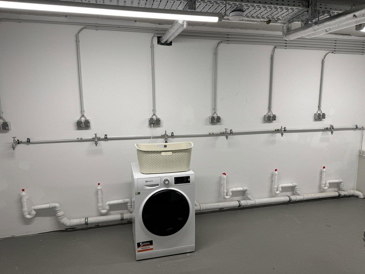 Predaj bytu 5-izbový 104 m², Jungbornweg 6, Köln, Severné Porýnie - Westfálsko Predaj bytu 5-izbový 104 m², Jungbornweg 6, Köln, Severné Porýnie - Westfálsko