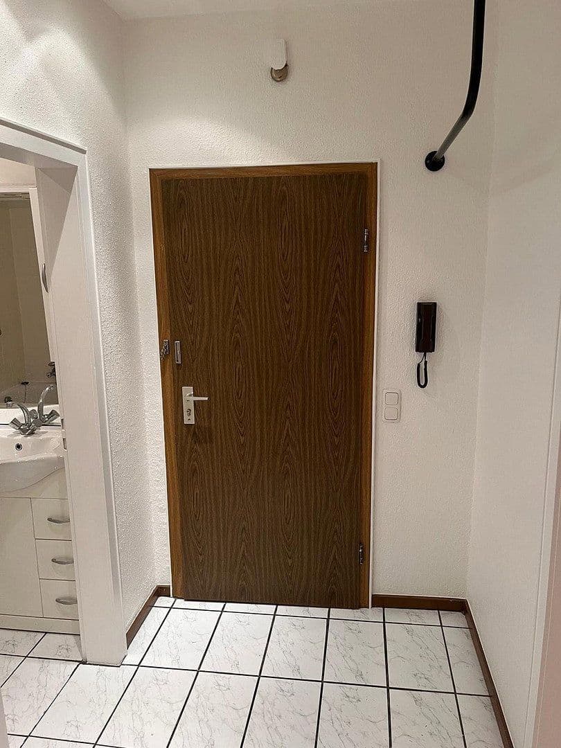 Prenájom bytu 2-izbový 34 m², Hattinger Str. 915, Bochum, Severné Porýnie - Westfálsko Prenájom bytu 2-izbový 34 m², Hattinger Str. 915, Bochum, Severné Porýnie - Westfálsko