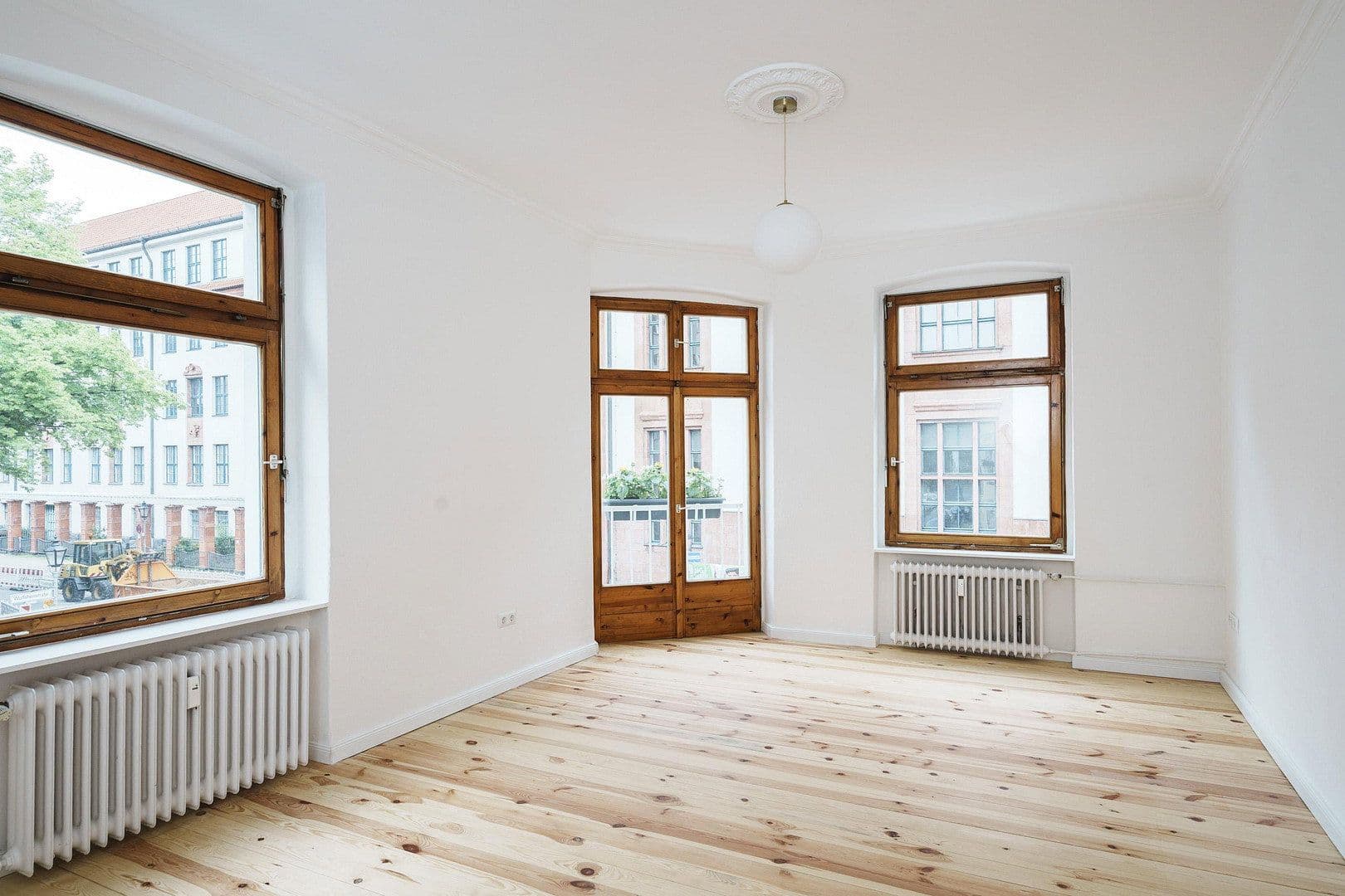 Predaj domu 356 m², pozemok 173 m², Wulfsheinstrasse 1, Berlin, Berlín Predaj domu 356 m², pozemok 173 m², Wulfsheinstrasse 1, Berlin, Berlín