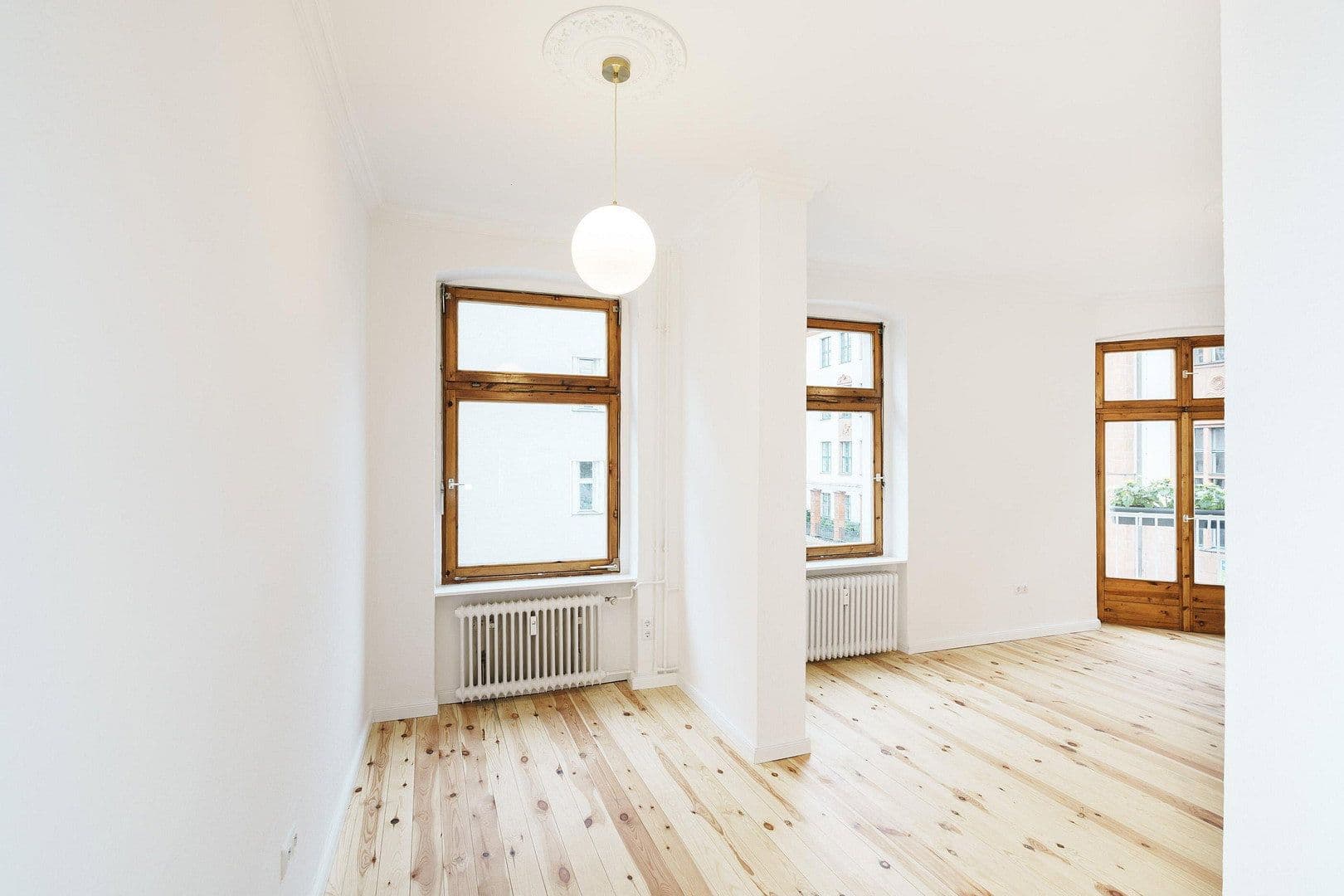 Predaj domu 356 m², pozemok 173 m², Wulfsheinstrasse 1, Berlin, Berlín Predaj domu 356 m², pozemok 173 m², Wulfsheinstrasse 1, Berlin, Berlín