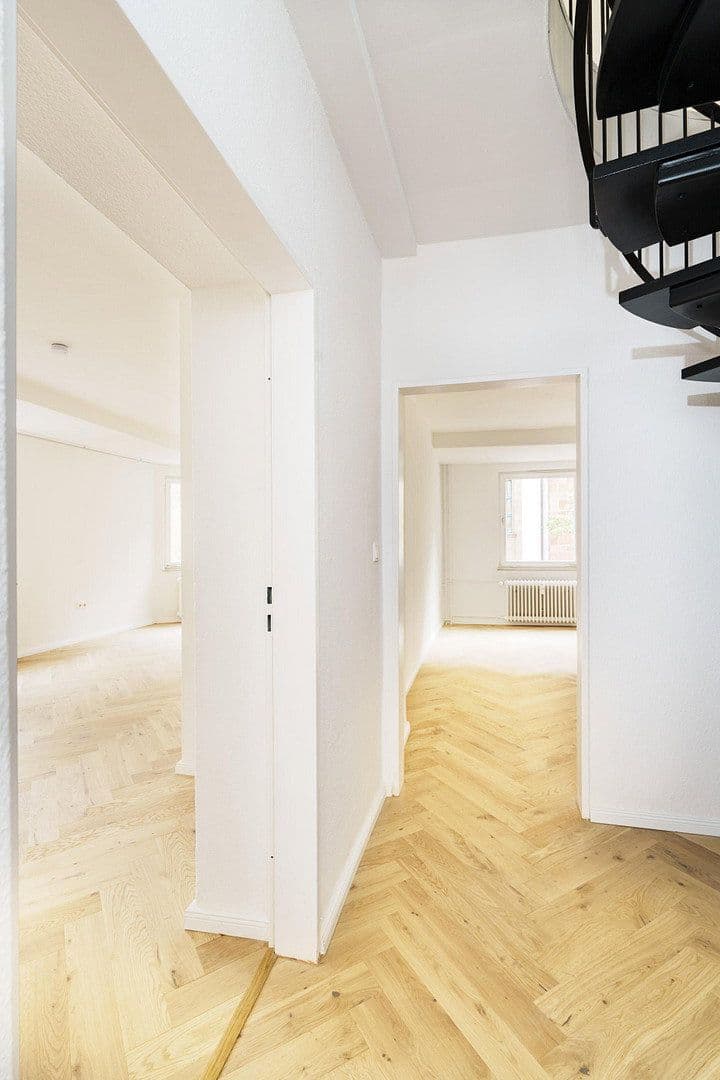 Predaj domu 356 m², pozemok 173 m², Wulfsheinstrasse 1, Berlin, Berlín Predaj domu 356 m², pozemok 173 m², Wulfsheinstrasse 1, Berlin, Berlín