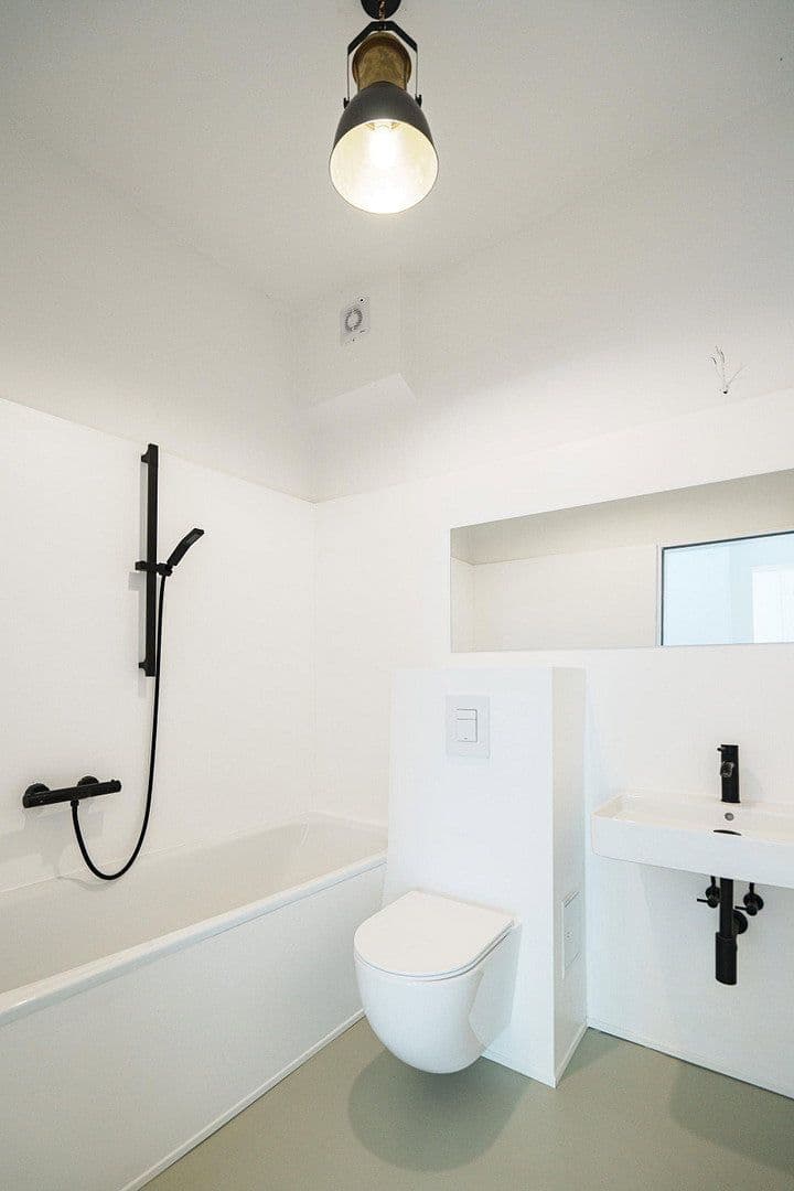 Predaj domu 356 m², pozemok 173 m², Wulfsheinstrasse 1, Berlin, Berlín Predaj domu 356 m², pozemok 173 m², Wulfsheinstrasse 1, Berlin, Berlín