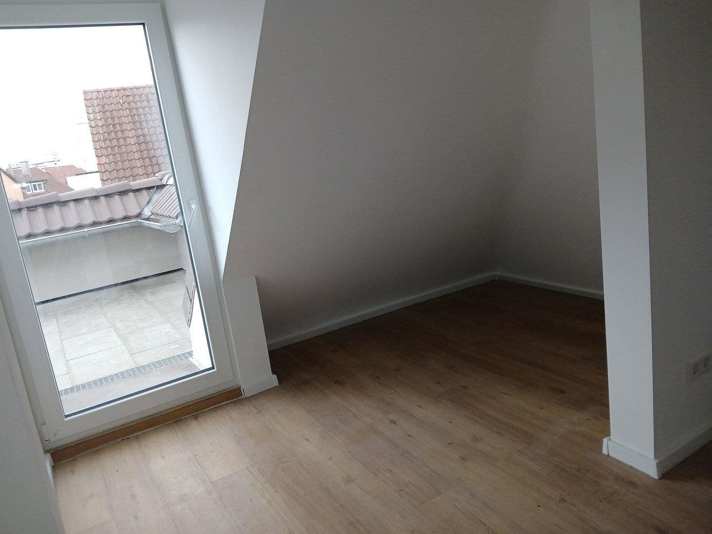 Prenájom bytu 1-izbový 30 m², Blaubeuren, Bádensko-Wurttembersko Prenájom bytu 1-izbový 30 m², Blaubeuren, Bádensko-Wurttembersko