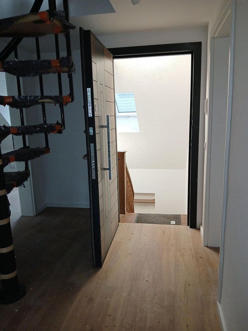 Prenájom bytu 1-izbový 30 m², Blaubeuren, Bádensko-Wurttembersko Prenájom bytu 1-izbový 30 m², Blaubeuren, Bádensko-Wurttembersko