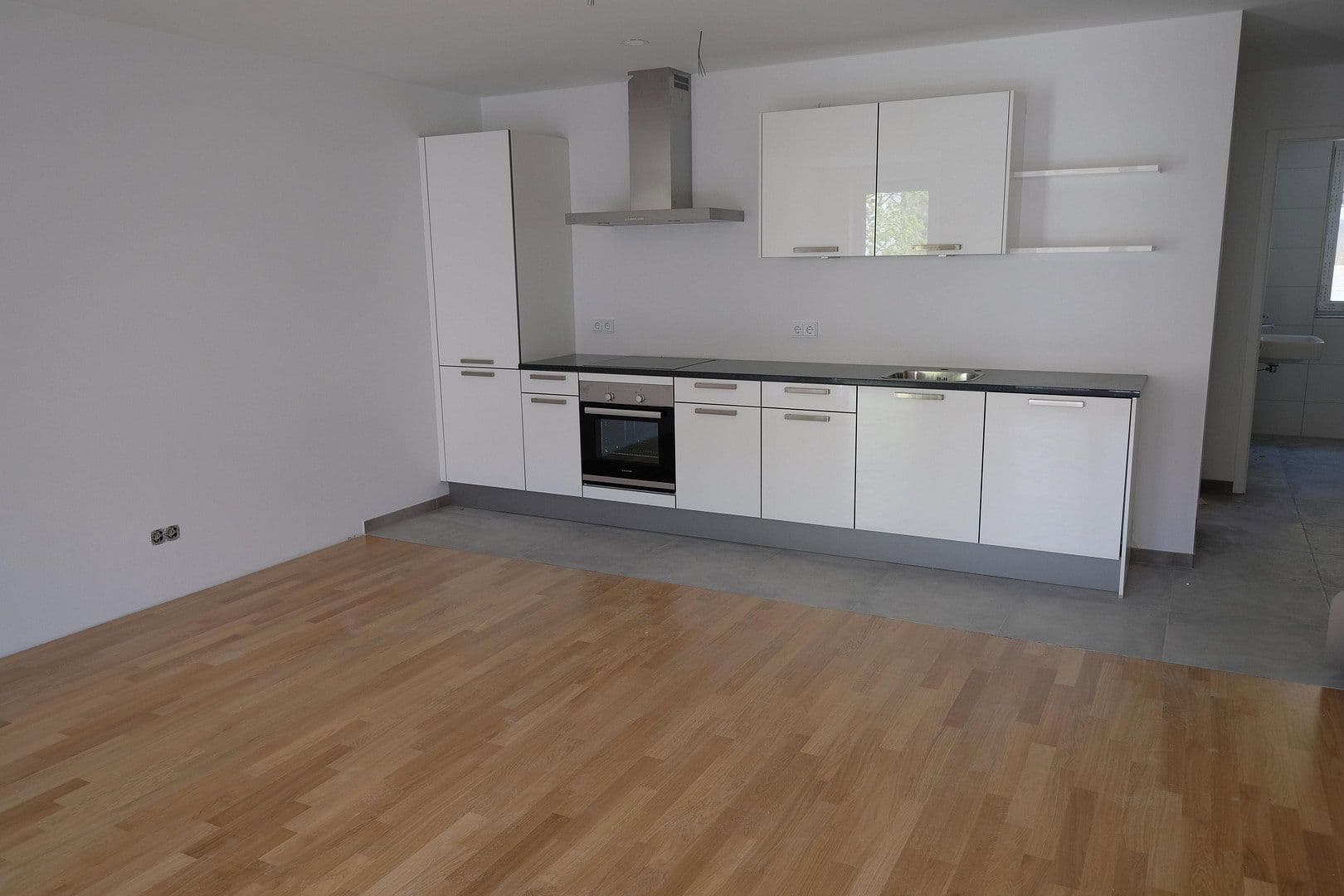 Prenájom bytu 2-izbový 62 m², Seilerstraße 7, Frankfurt am Main, Hesensko Prenájom bytu 2-izbový 62 m², Seilerstraße 7, Frankfurt am Main, Hesensko