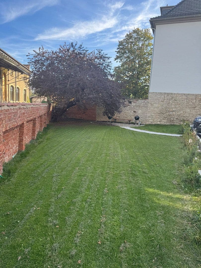 Prenájom bytu 3-izbový 135 m², Kitzingen, Bavorsko Prenájom bytu 3-izbový 135 m², Kitzingen, Bavorsko