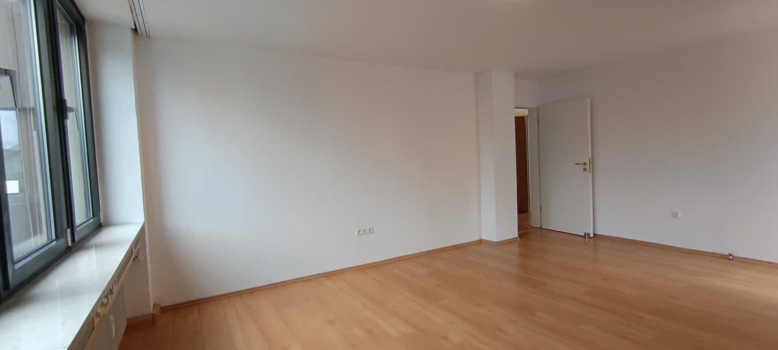 Prenájom bytu 4-izbový 125 m², Kleiner Exerzierplatz 4, Passau, Bavorsko Prenájom bytu 4-izbový 125 m², Kleiner Exerzierplatz 4, Passau, Bavorsko