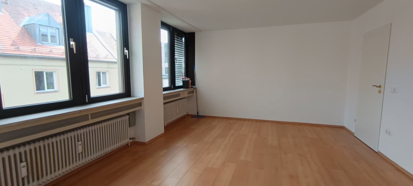 Prenájom bytu 4-izbový 125 m², Kleiner Exerzierplatz 4, Passau, Bavorsko Prenájom bytu 4-izbový 125 m², Kleiner Exerzierplatz 4, Passau, Bavorsko