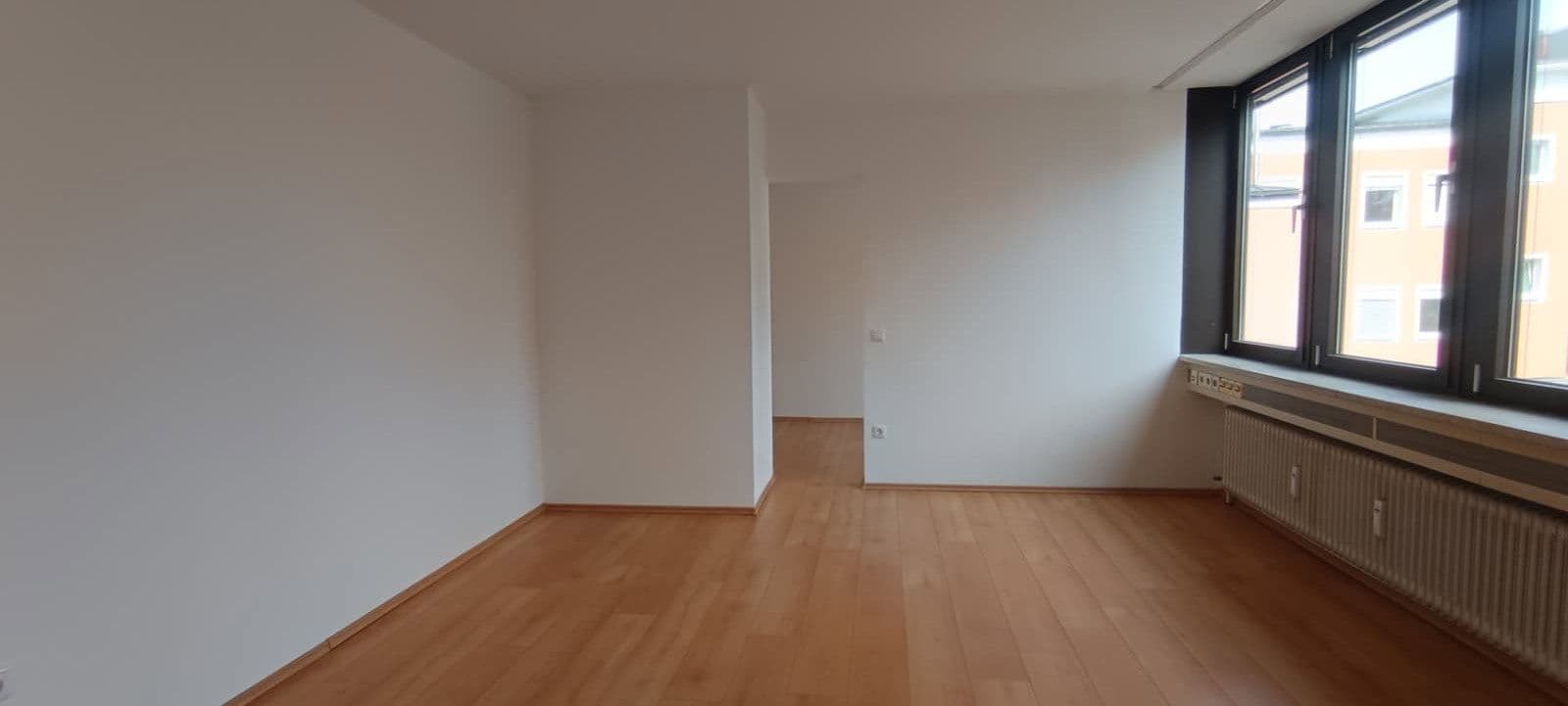 Prenájom bytu 4-izbový 125 m², Kleiner Exerzierplatz 4, Passau, Bavorsko Prenájom bytu 4-izbový 125 m², Kleiner Exerzierplatz 4, Passau, Bavorsko