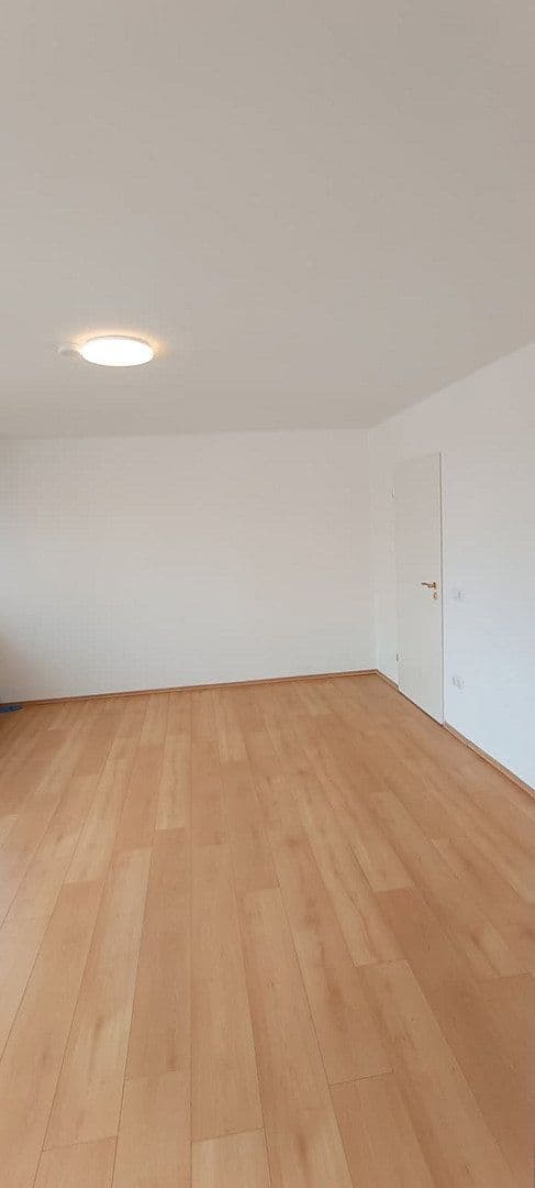 Prenájom bytu 4-izbový 125 m², Kleiner Exerzierplatz 4, Passau, Bavorsko Prenájom bytu 4-izbový 125 m², Kleiner Exerzierplatz 4, Passau, Bavorsko
