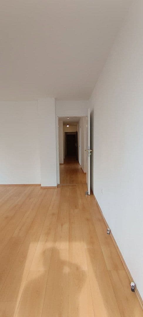 Prenájom bytu 4-izbový 125 m², Kleiner Exerzierplatz 4, Passau, Bavorsko Prenájom bytu 4-izbový 125 m², Kleiner Exerzierplatz 4, Passau, Bavorsko