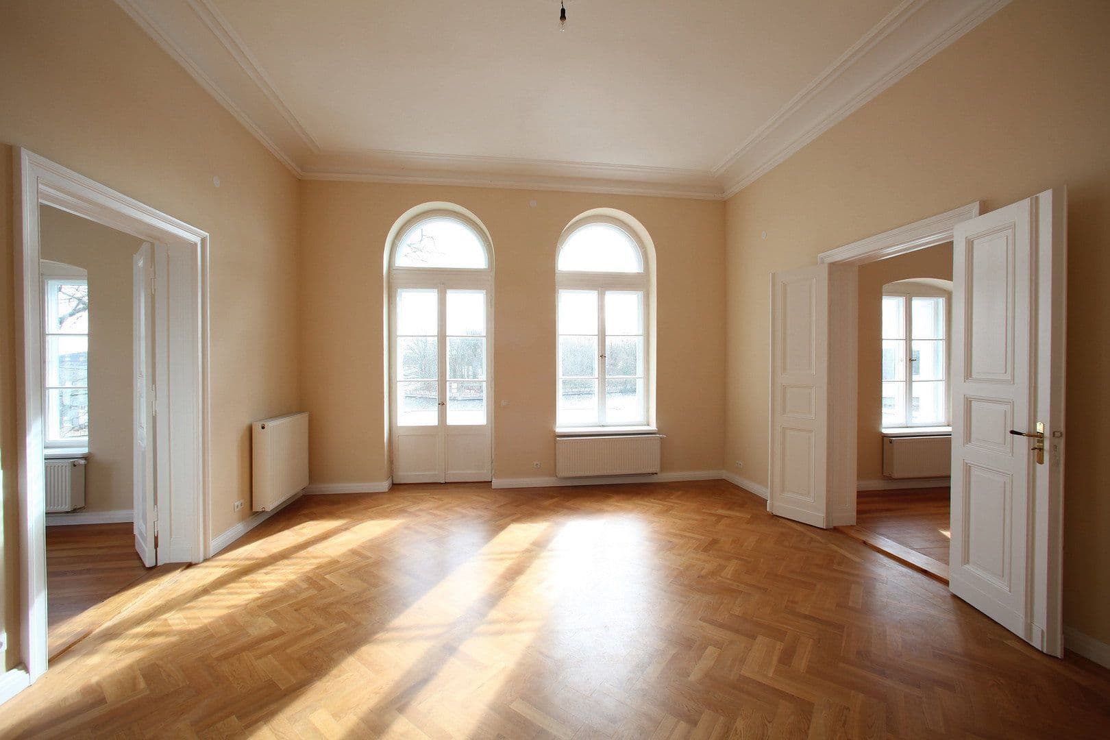 Prenájom kancelárie 200 m², Josef-Nawrocki-Str. 10, Berlin-Friedrichshagen, Berlín Prenájom kancelárie 200 m², Josef-Nawrocki-Str. 10, Berlin-Friedrichshagen, Berlín