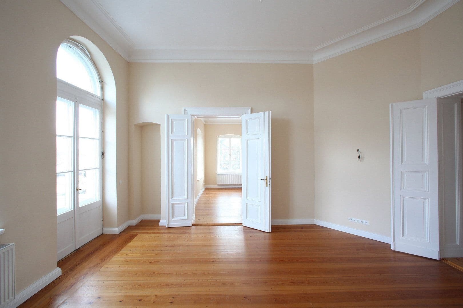 Prenájom kancelárie 200 m², Josef-Nawrocki-Str. 10, Berlin-Friedrichshagen, Berlín Prenájom kancelárie 200 m², Josef-Nawrocki-Str. 10, Berlin-Friedrichshagen, Berlín