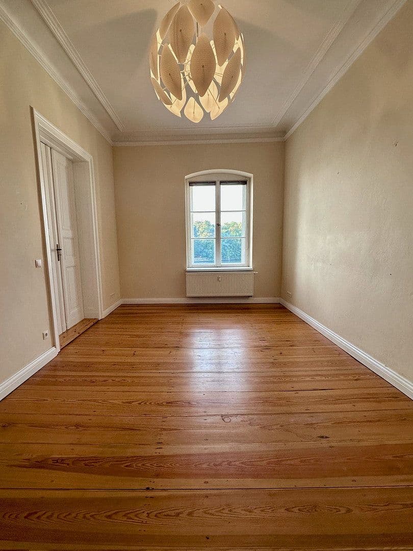 Prenájom kancelárie 200 m², Josef-Nawrocki-Str. 10, Berlin-Friedrichshagen, Berlín Prenájom kancelárie 200 m², Josef-Nawrocki-Str. 10, Berlin-Friedrichshagen, Berlín