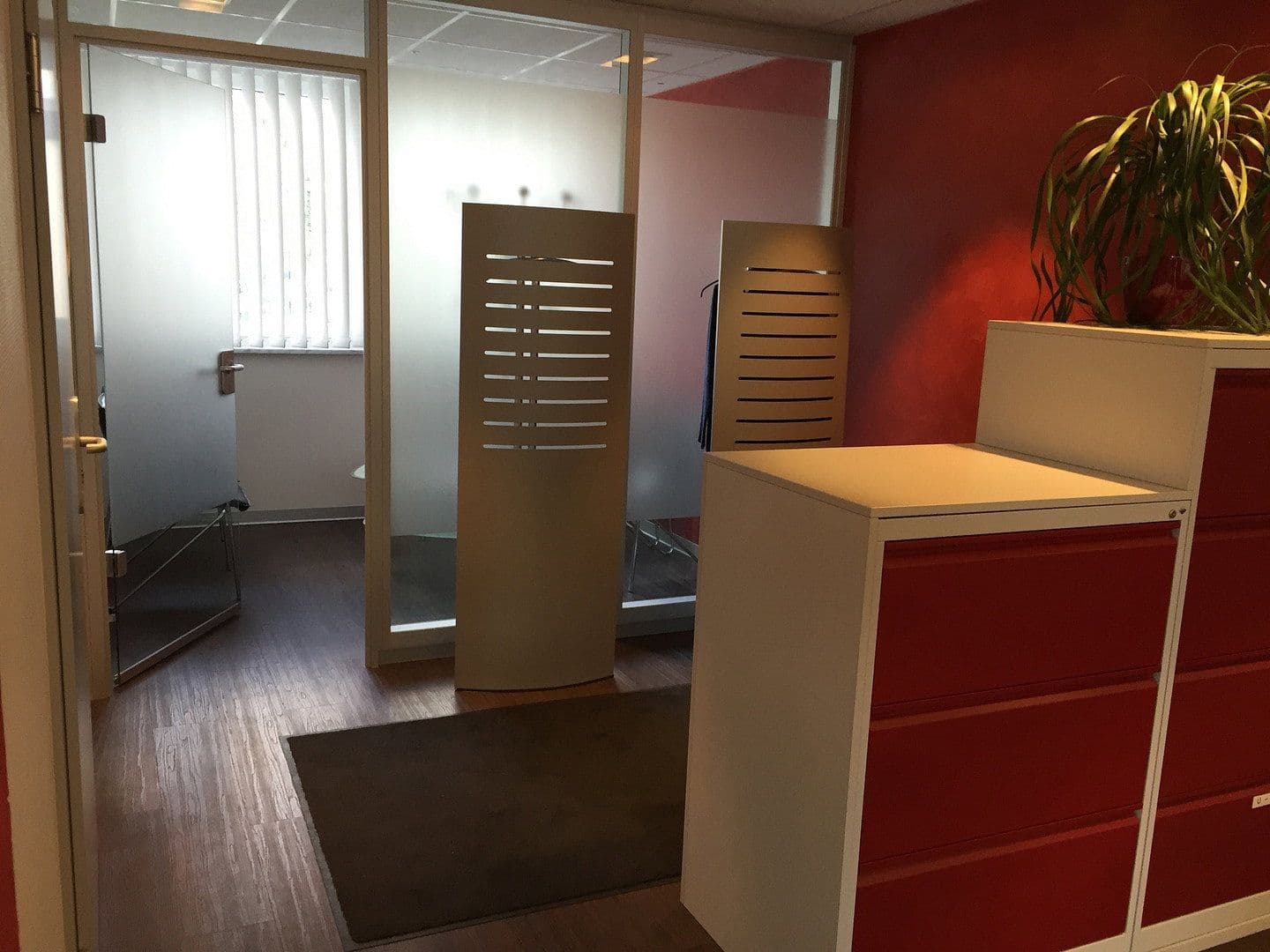 Prenájom kancelárie 101 m², Schweinfurt, Bavorsko Prenájom kancelárie 101 m², Schweinfurt, Bavorsko