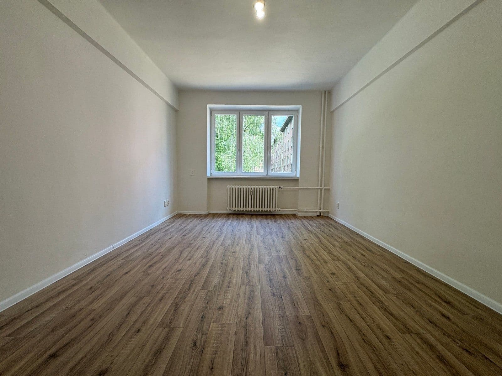 Prenájom bytu 2-izbový 52 m², Československé armády, Havířov, Moravskoslezský kraj Prenájom bytu 2-izbový 52 m², Československé armády, Havířov, Moravskoslezský kraj